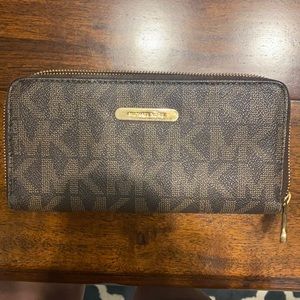 MK wallet